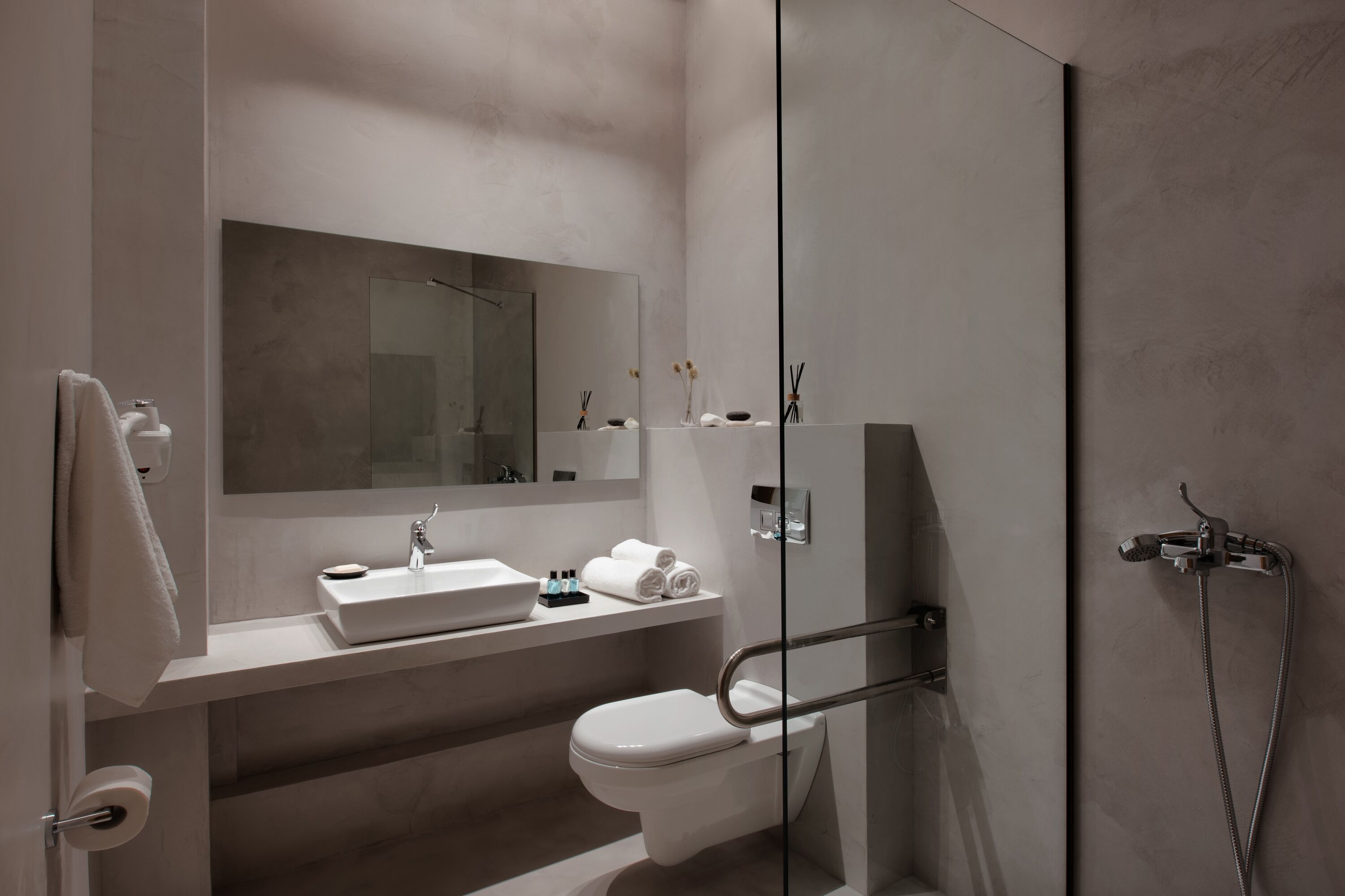 Chronos Suites