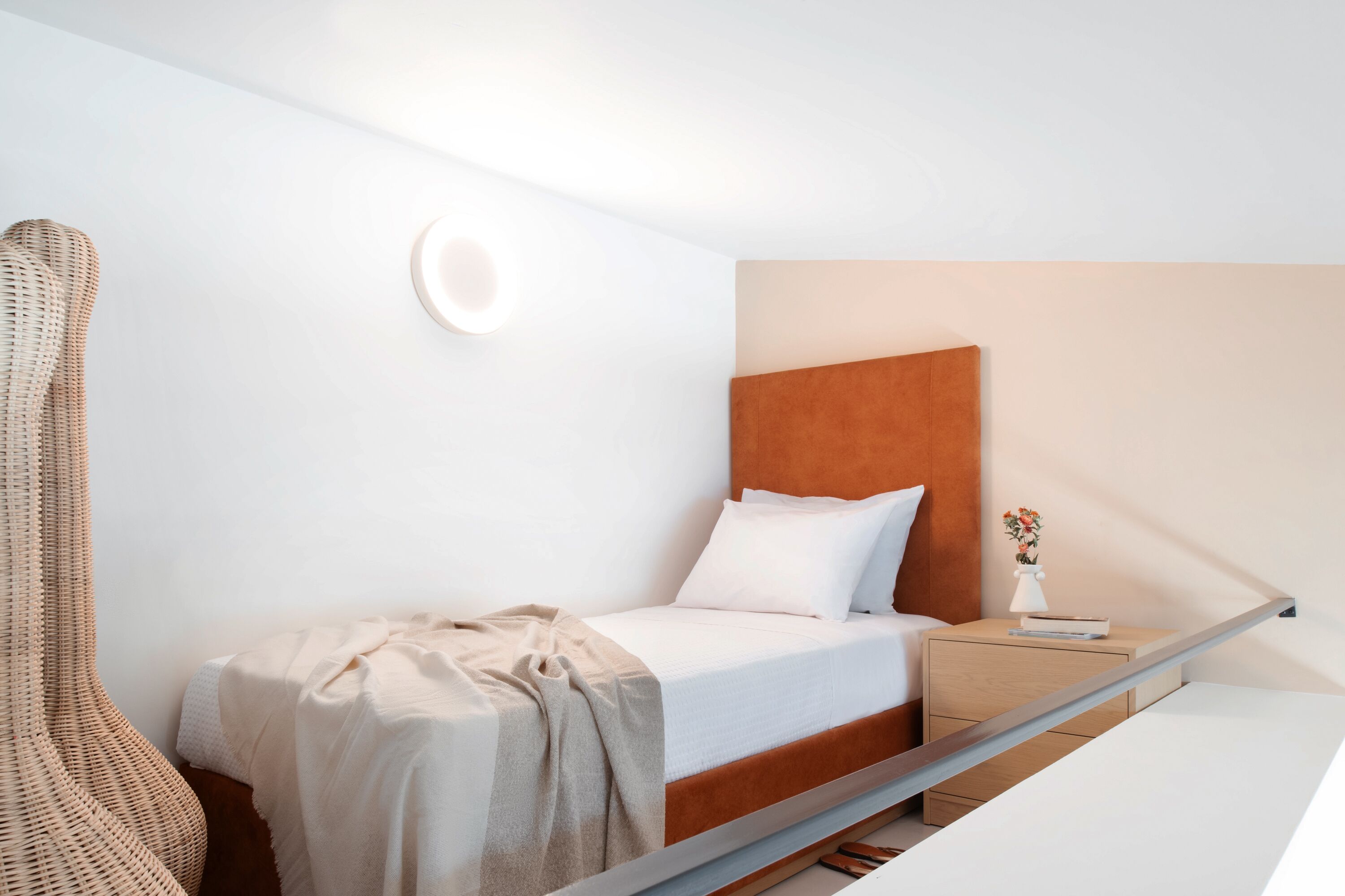 Chronos Suites