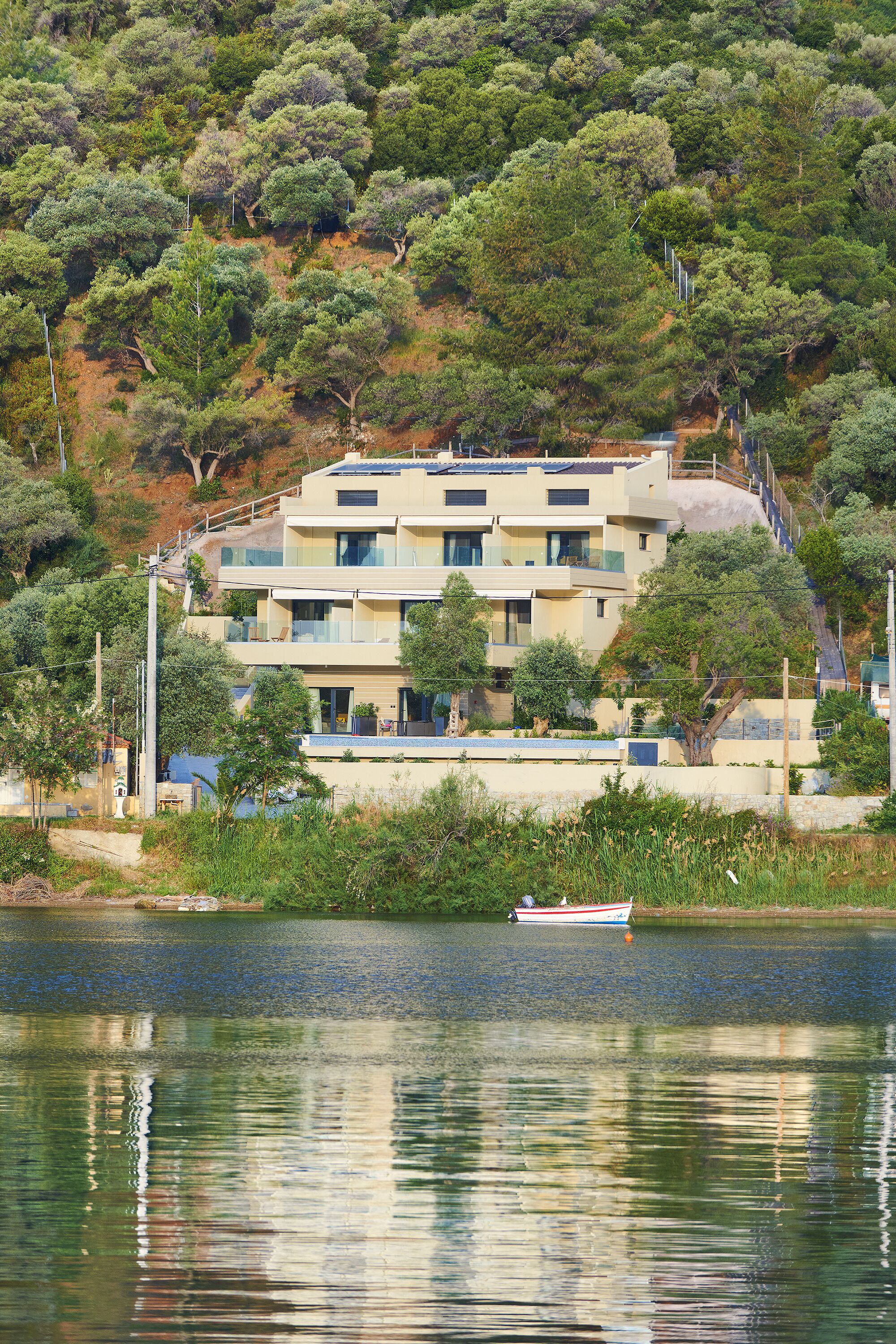 Chronos Suites