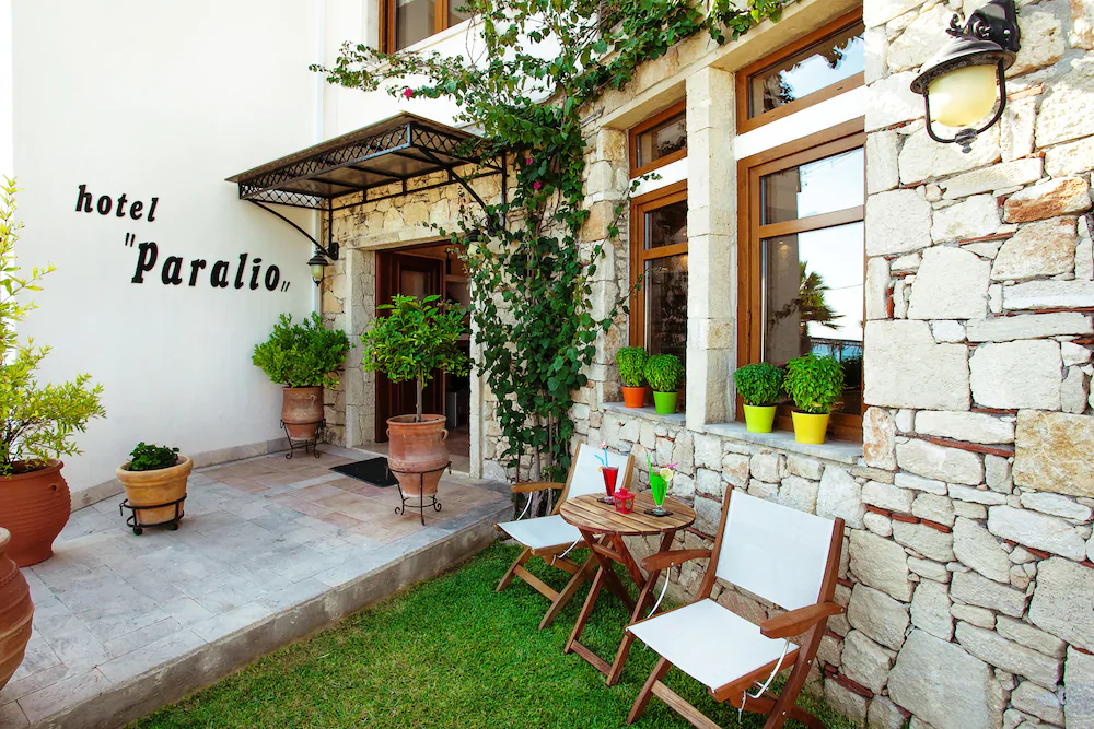 Hotel Paralio