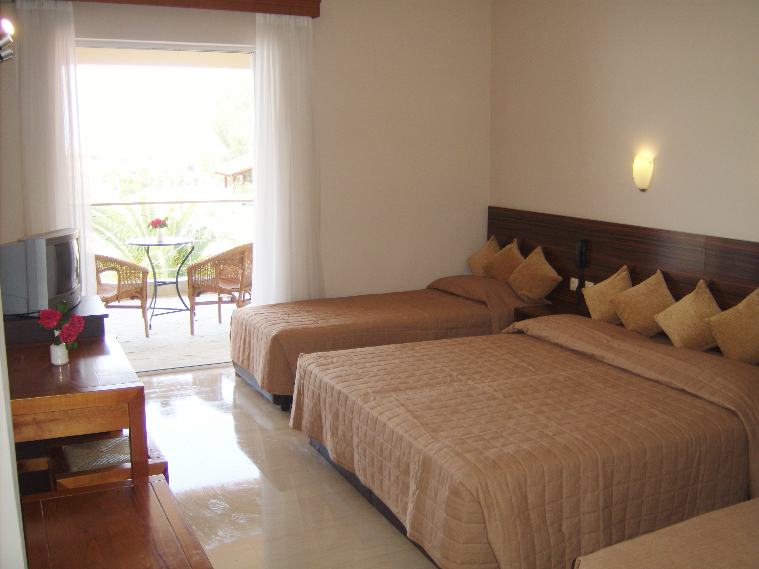 Thea Hotel