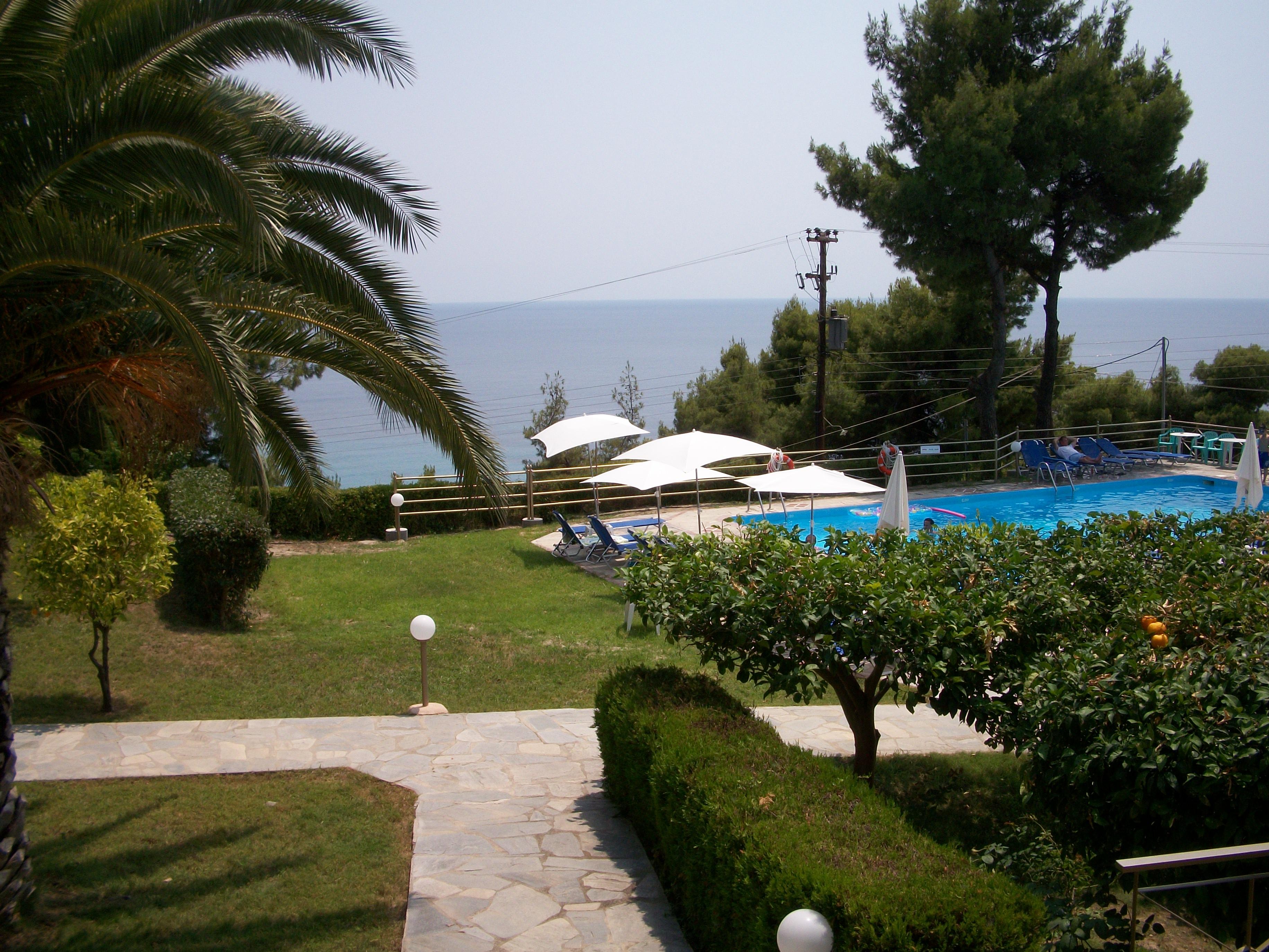 Thea Hotel