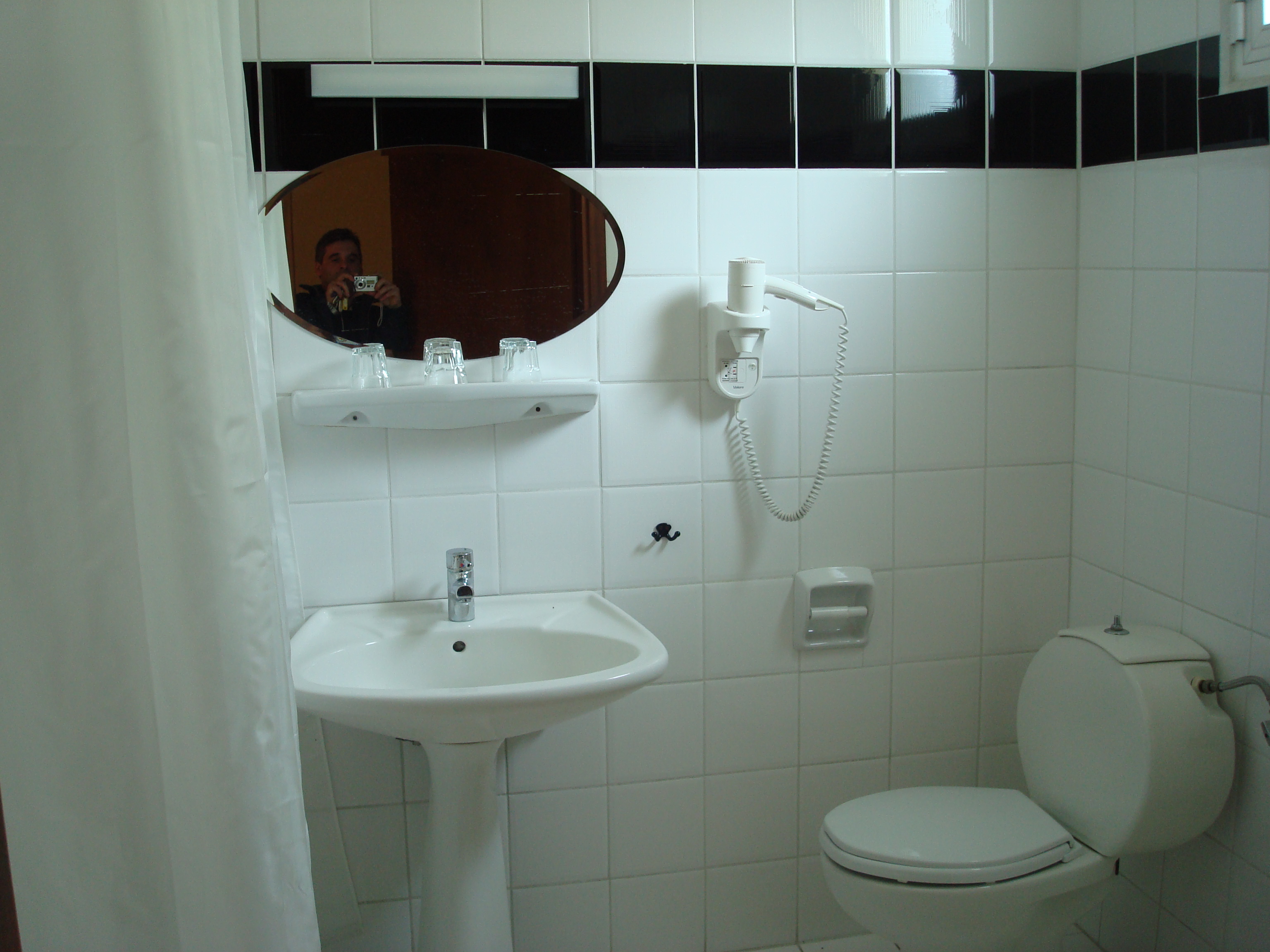 Thea Hotel