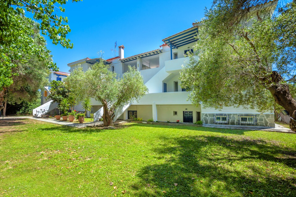 Xenios Faros Apartments