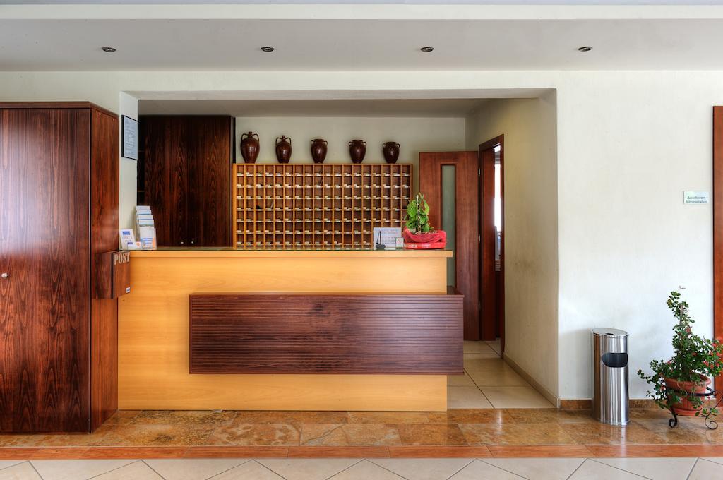 Philoxenia Hotel
