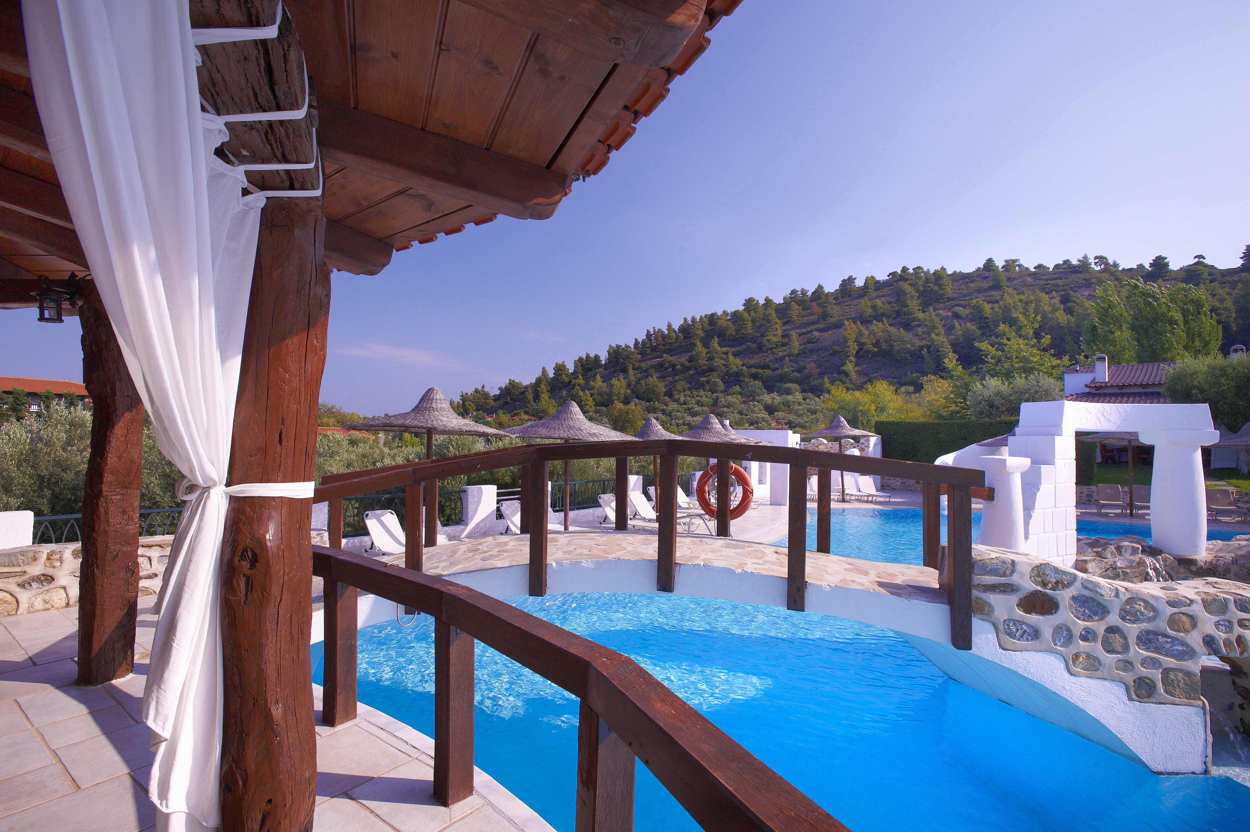 Acrotel Athena Residence