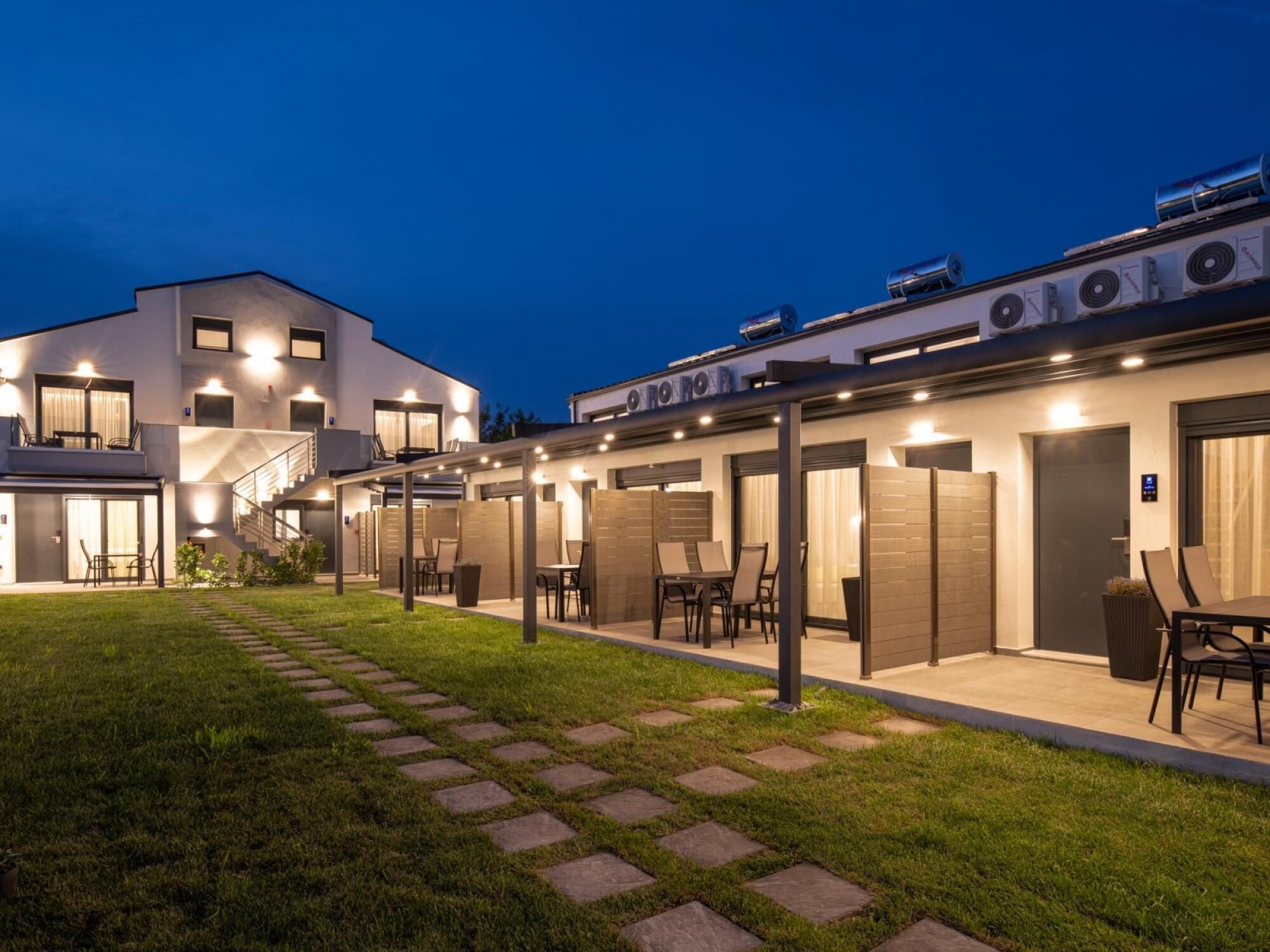 Aloe The Green Suites