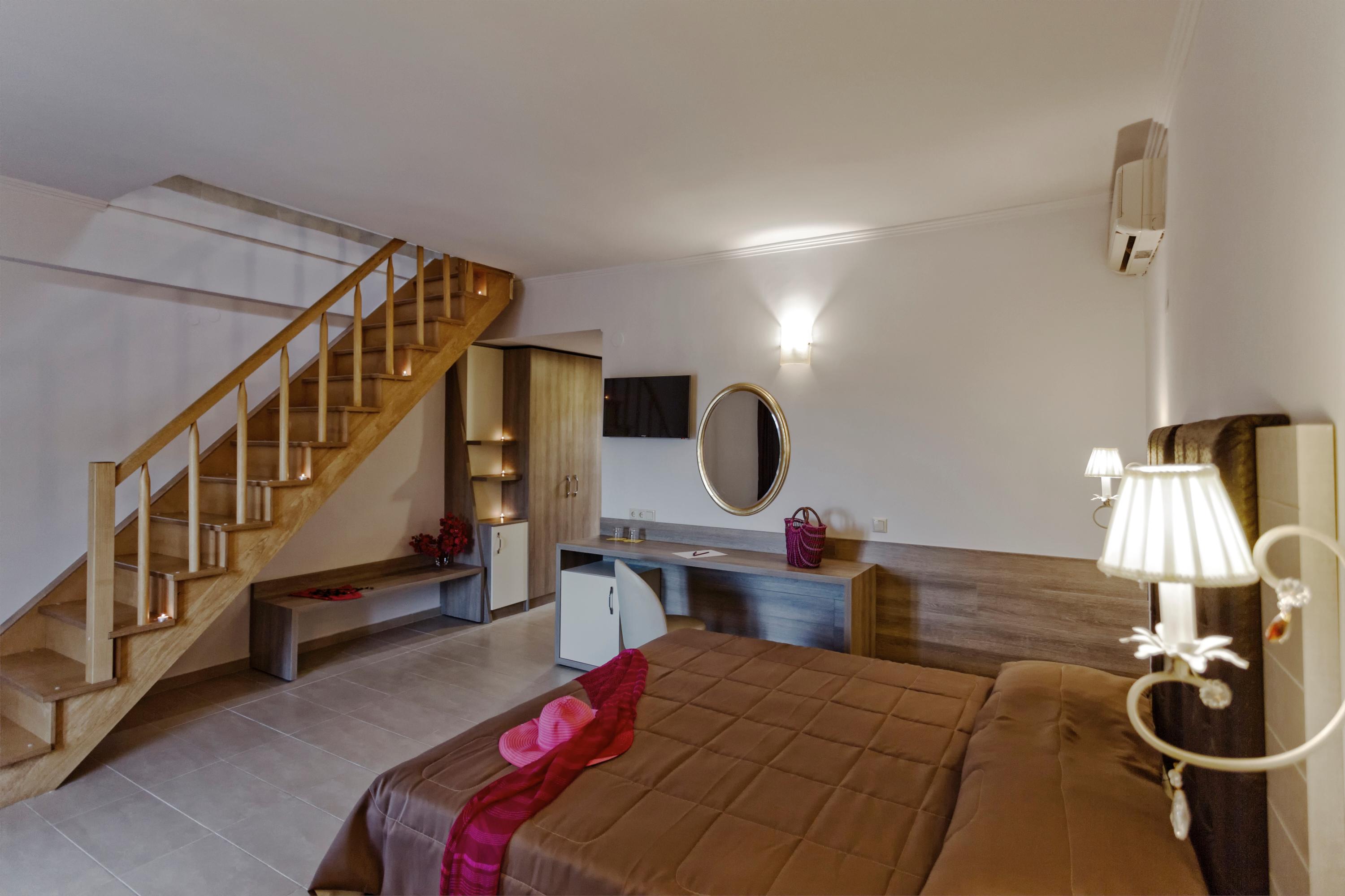 Lagomandra Hotel & Spa