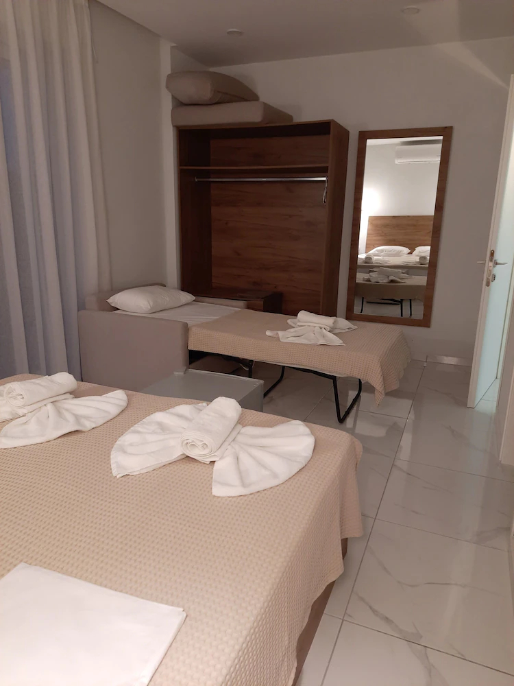 Alma Elegant rooms
