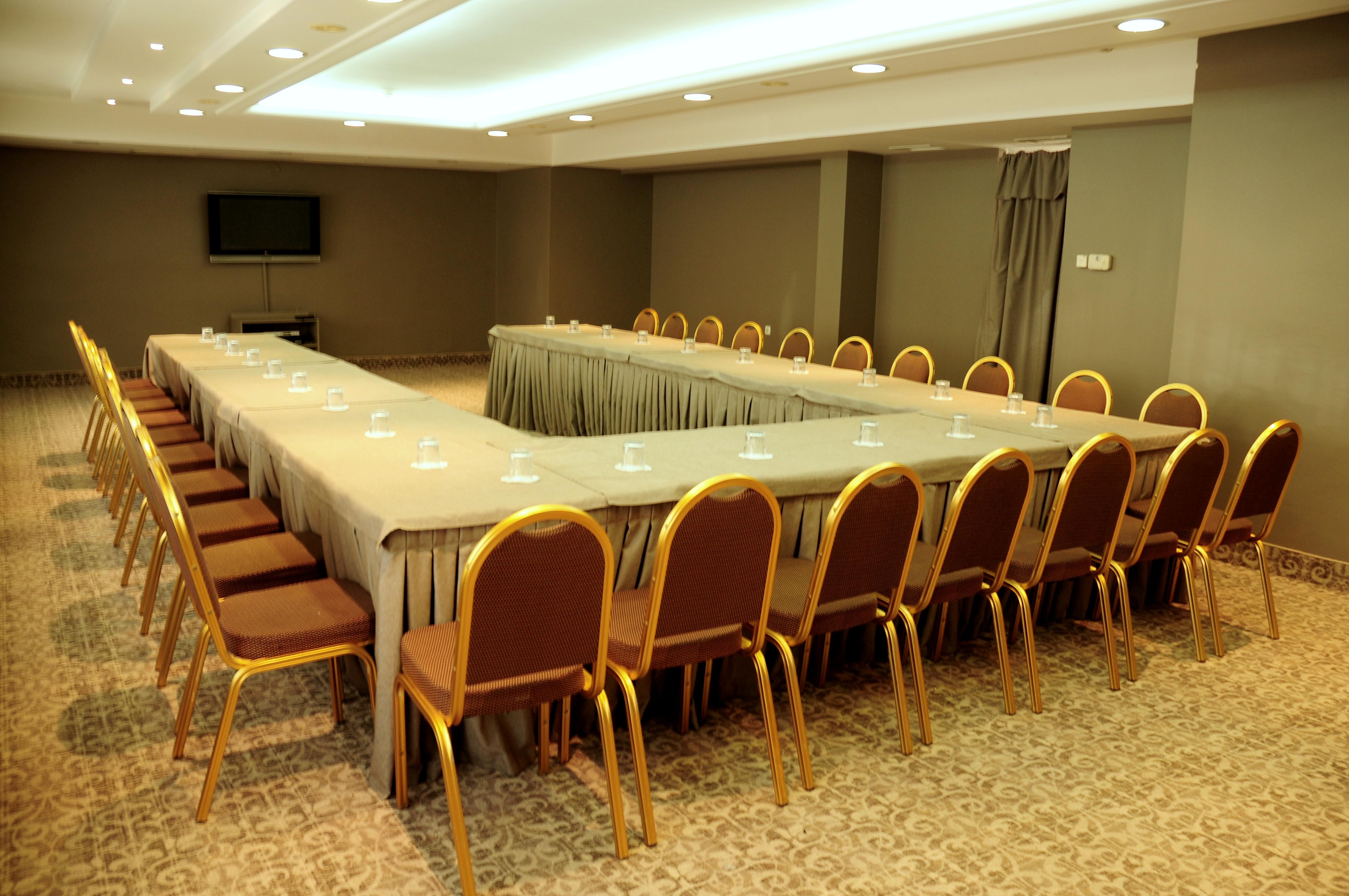 Golden Star City Resort