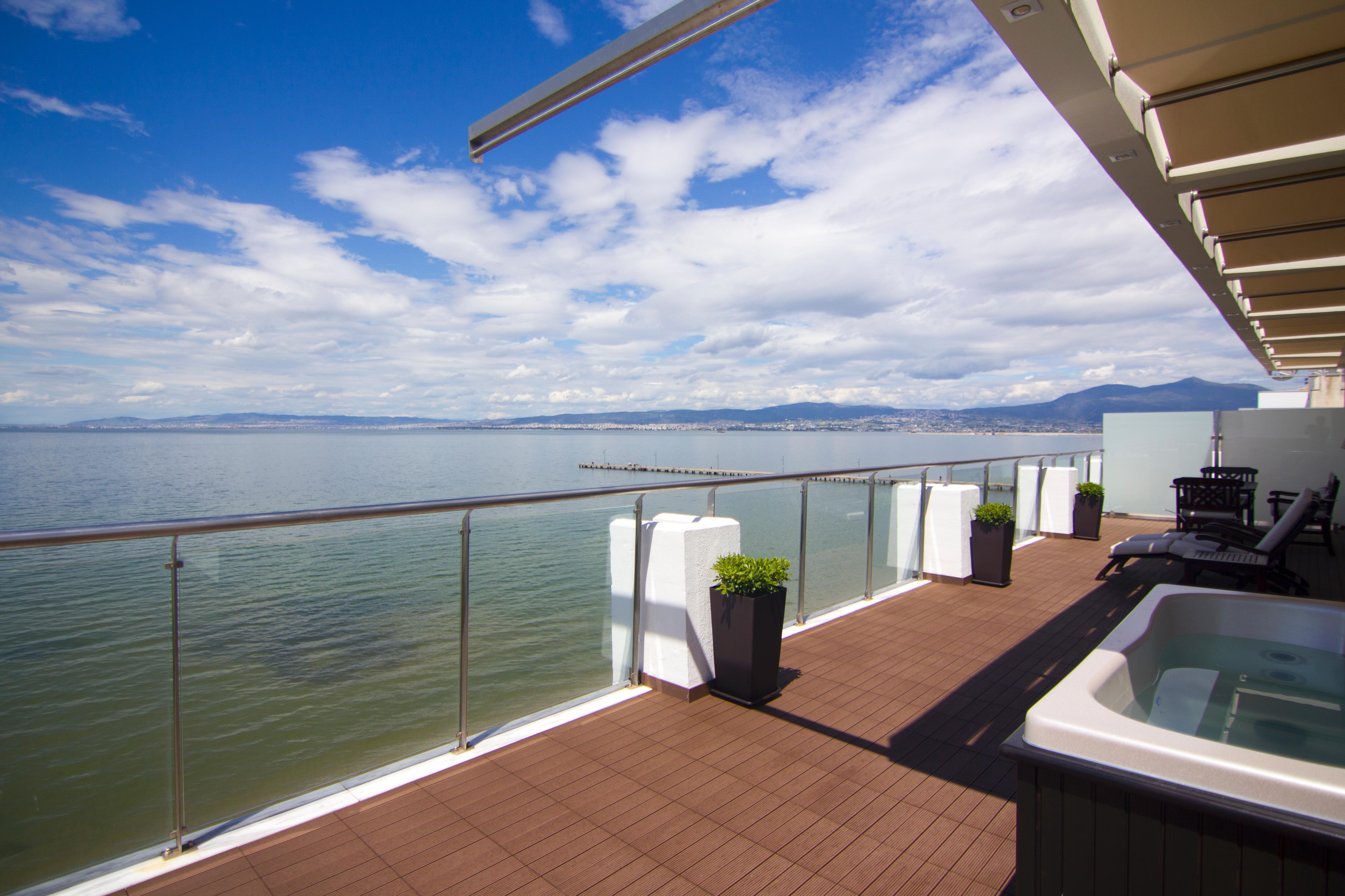 Golden Star City Resort