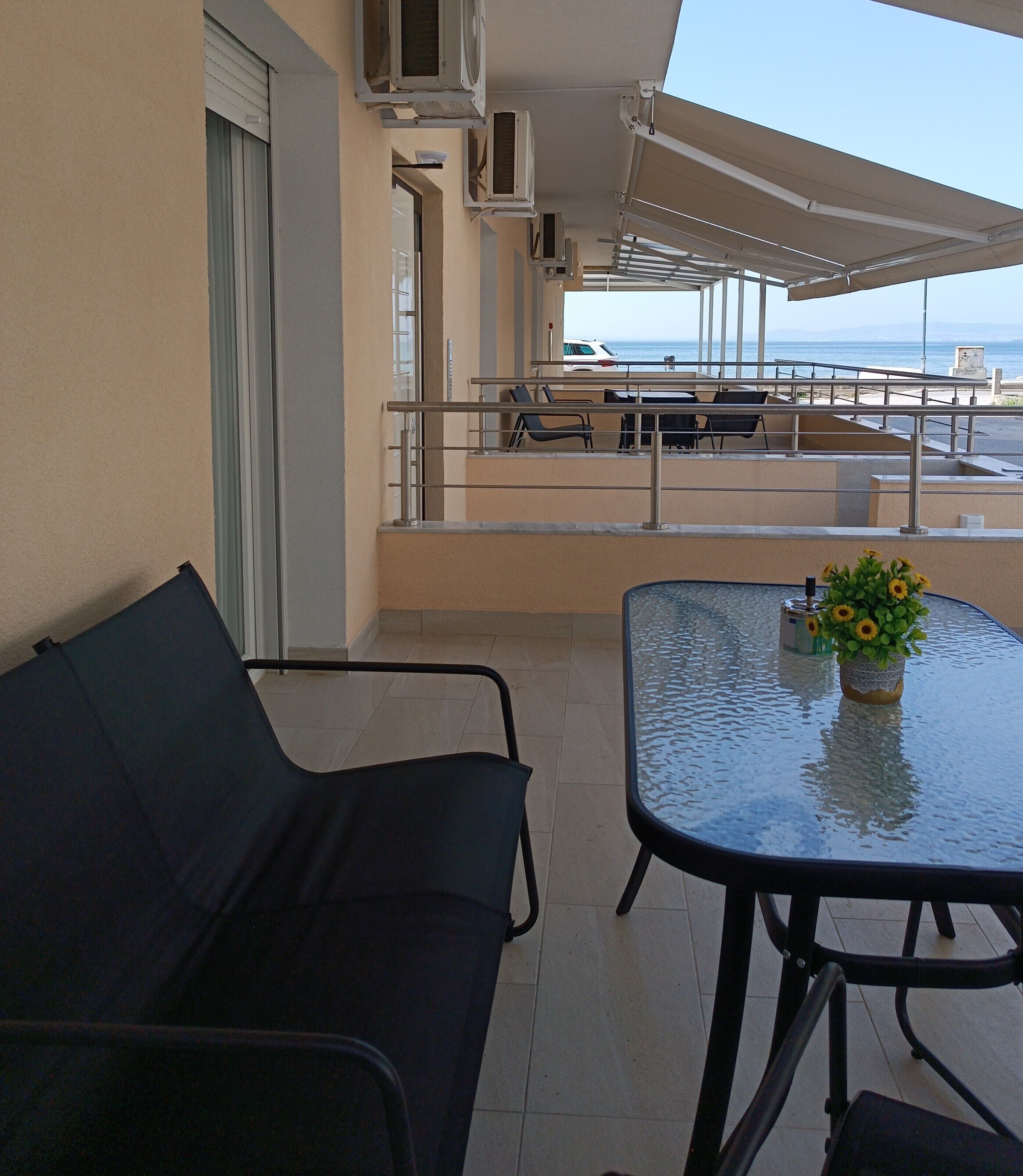 Navarino Luxe Suites With Sea View