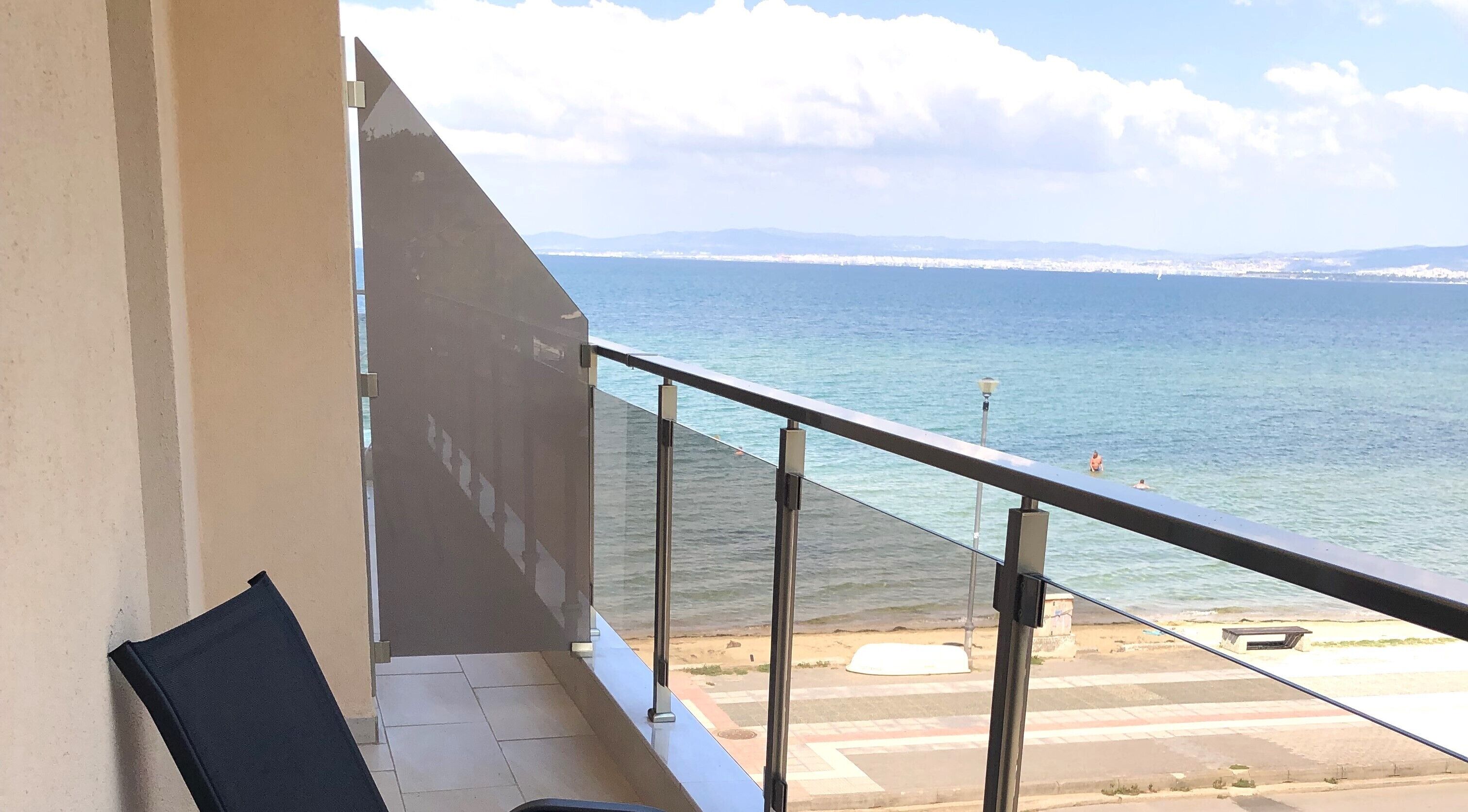 Navarino Luxe Suites With Sea View