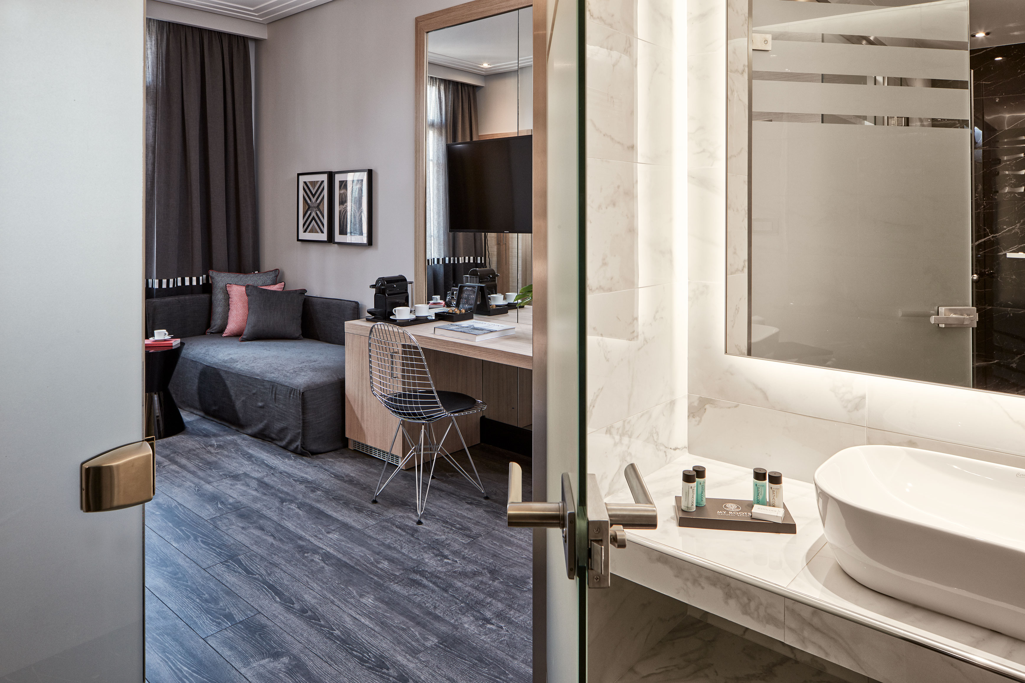 Antigon Urban Chic Hotel