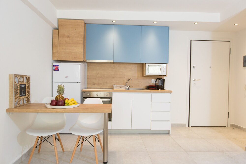 Civilian Boutique Apartments Nilie Hospitality Management