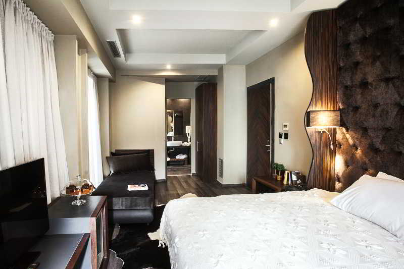 Diamond Suites