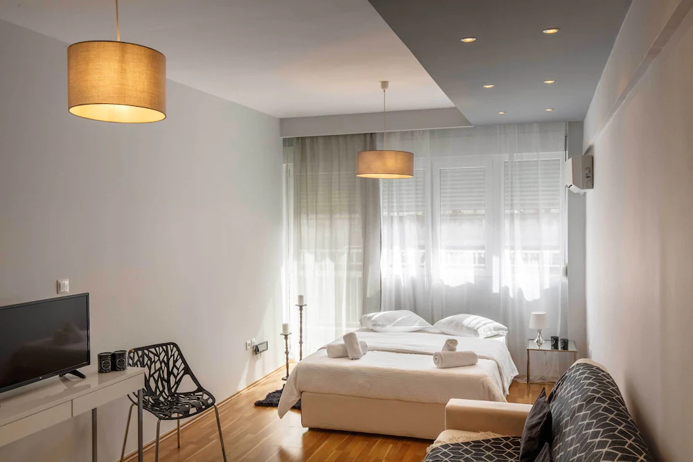 Evel's Home Suites