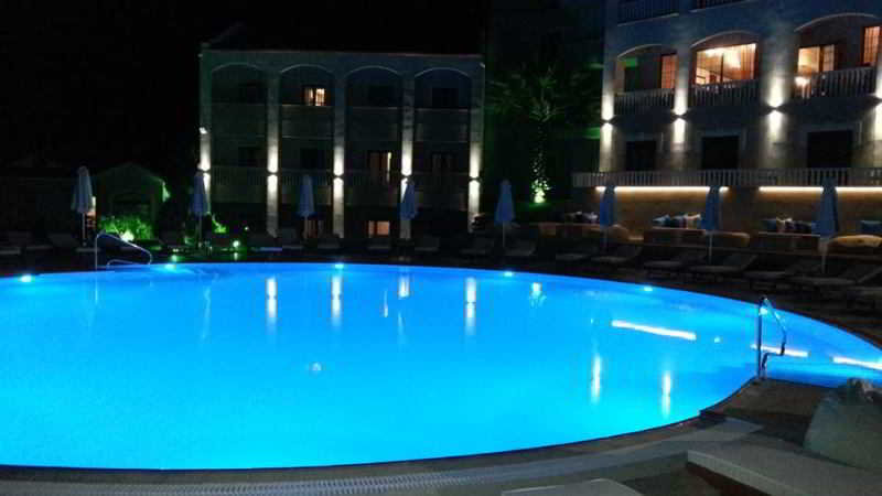 Heaven Hotel