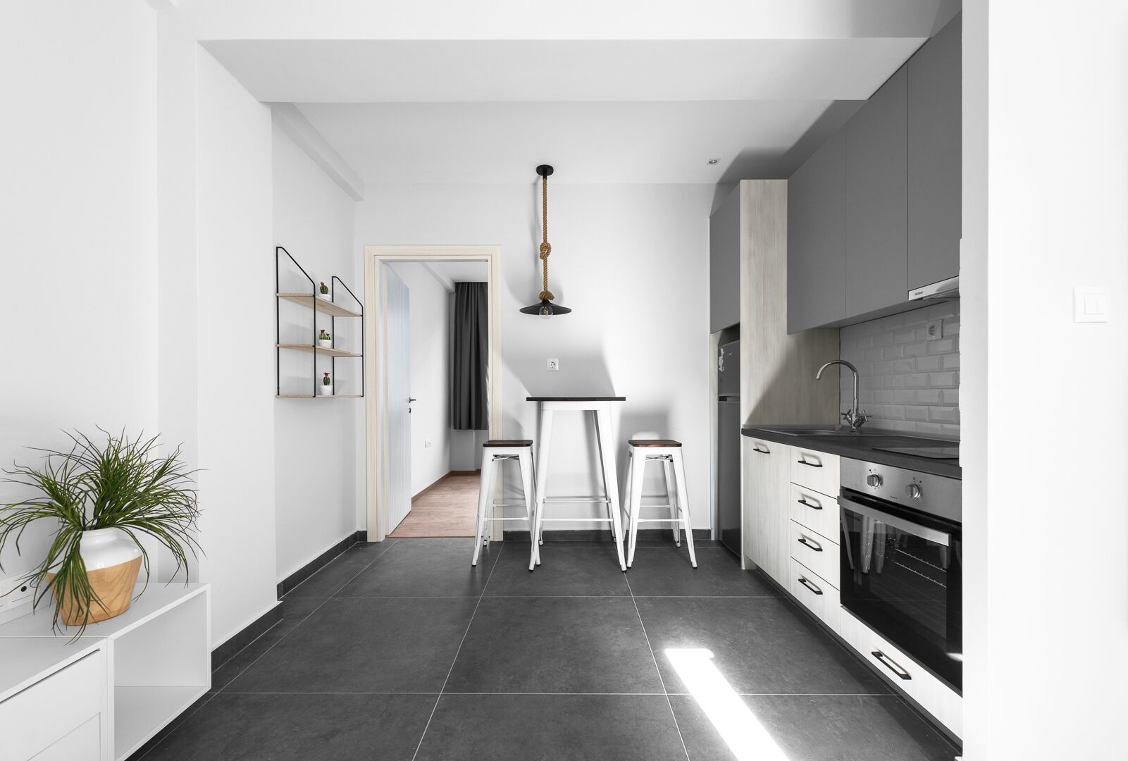 Ipanema Nilie Hospitality Mgmt