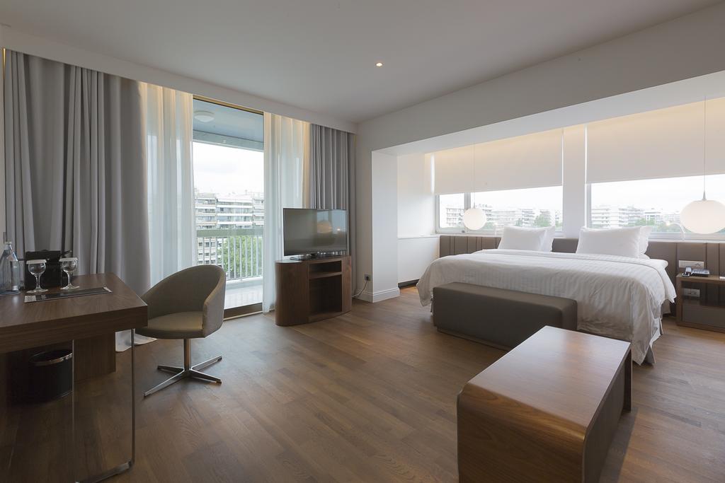 Makedonia Palace