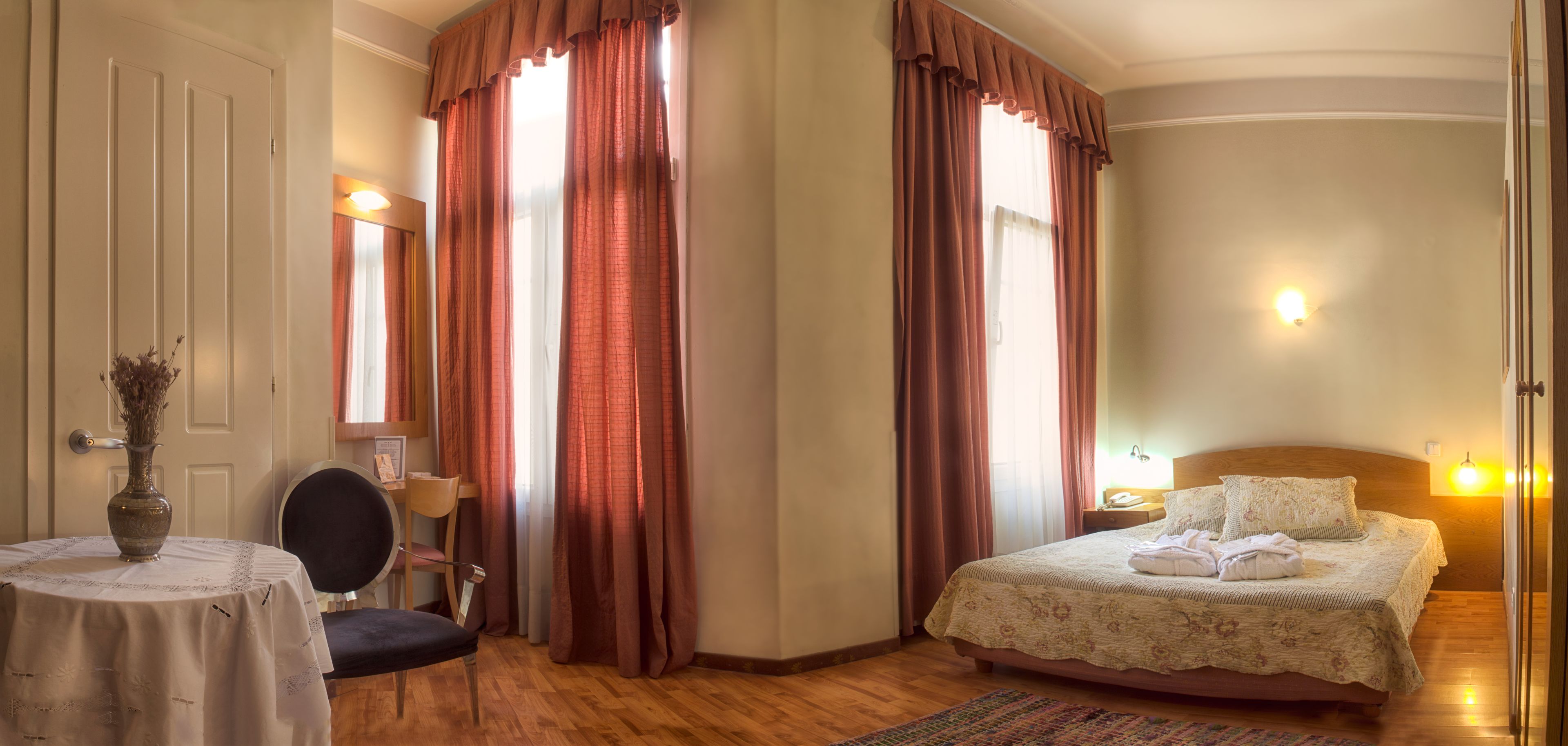 MODERN Revival Luxury Hotel