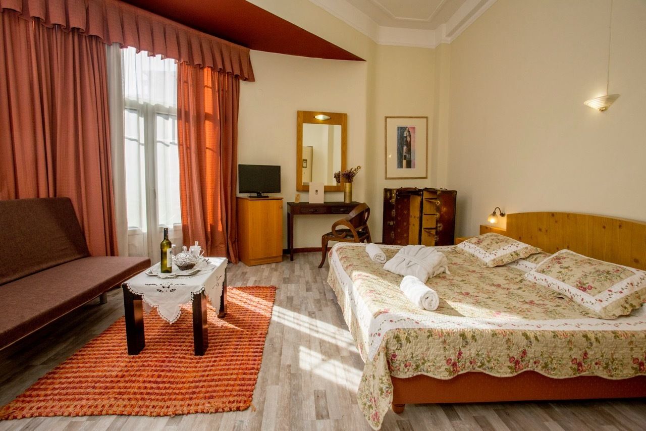 MODERN Revival Luxury Hotel