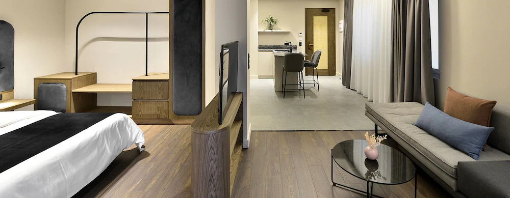 Roomore Apartments