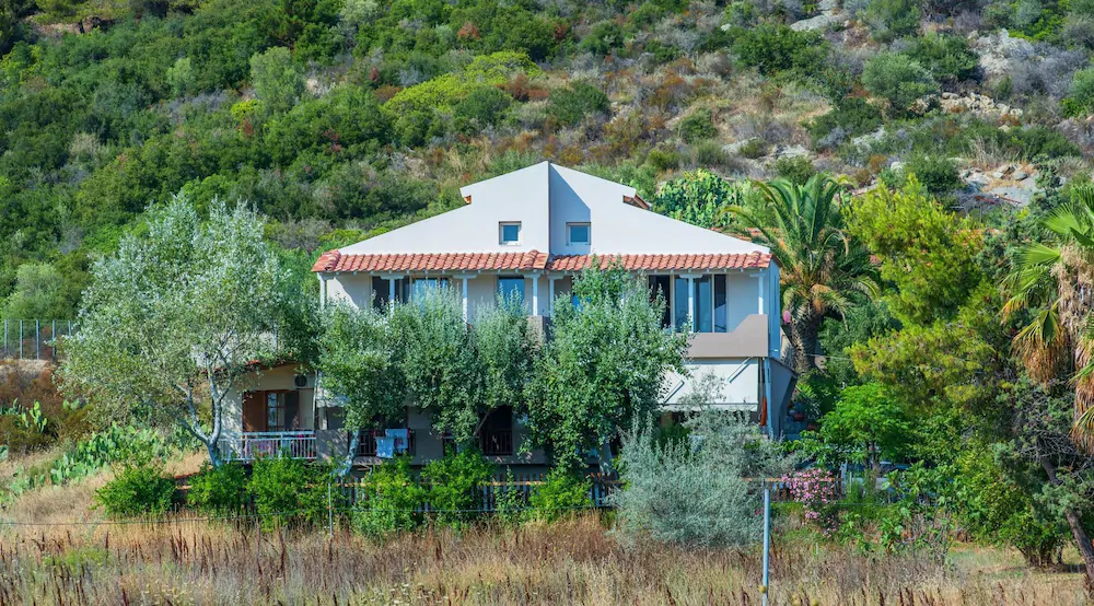Pagona House
