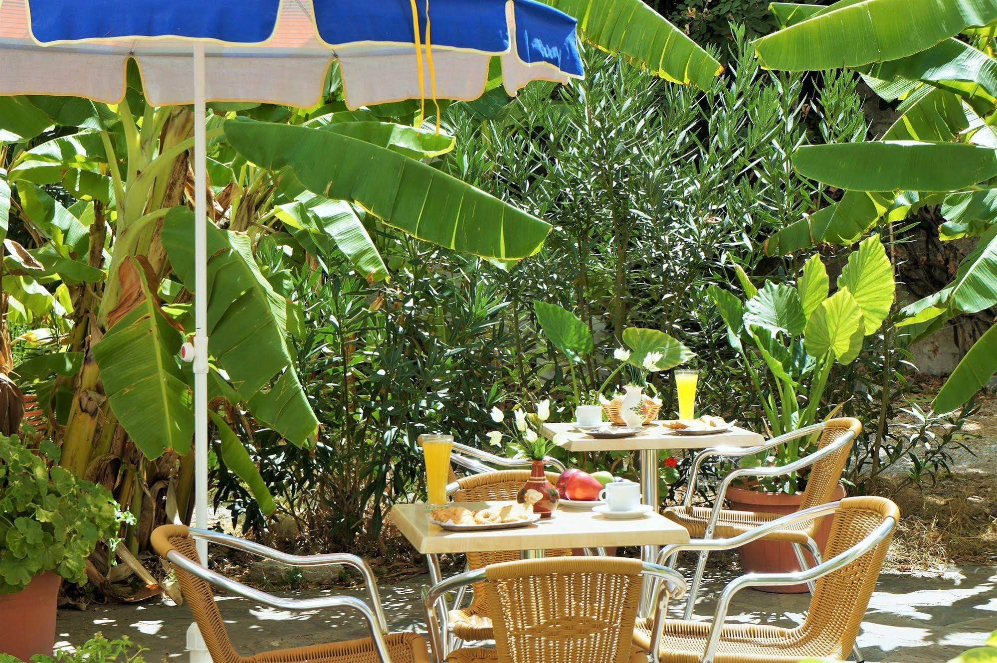 Anthemis Hotel