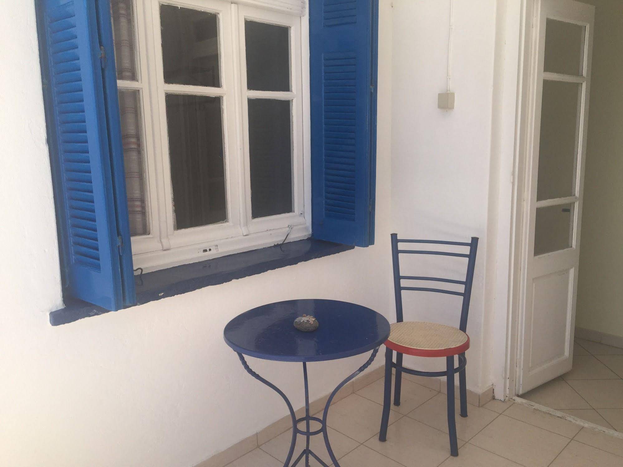 Apostolakis Rooms