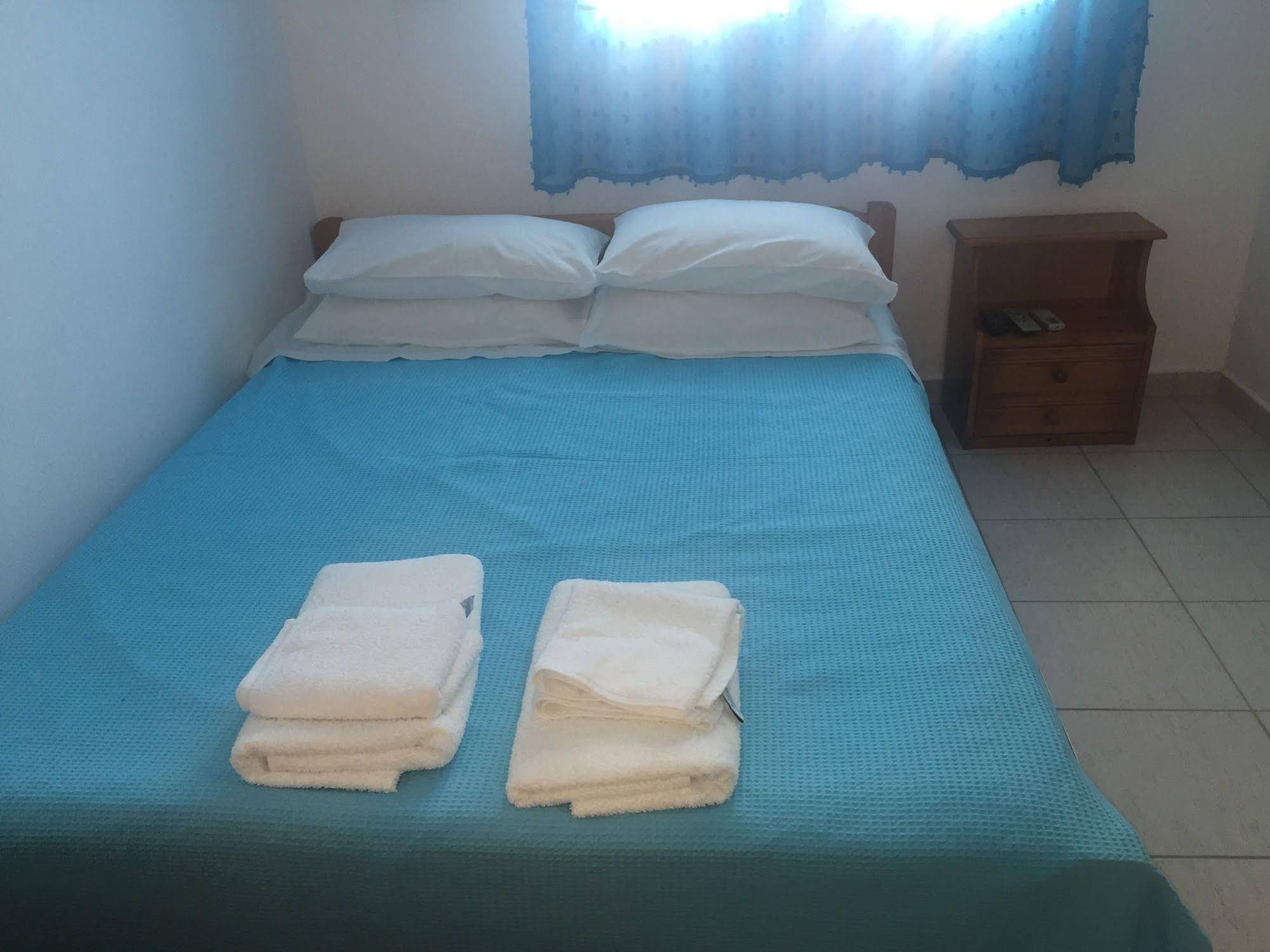 Apostolakis Rooms