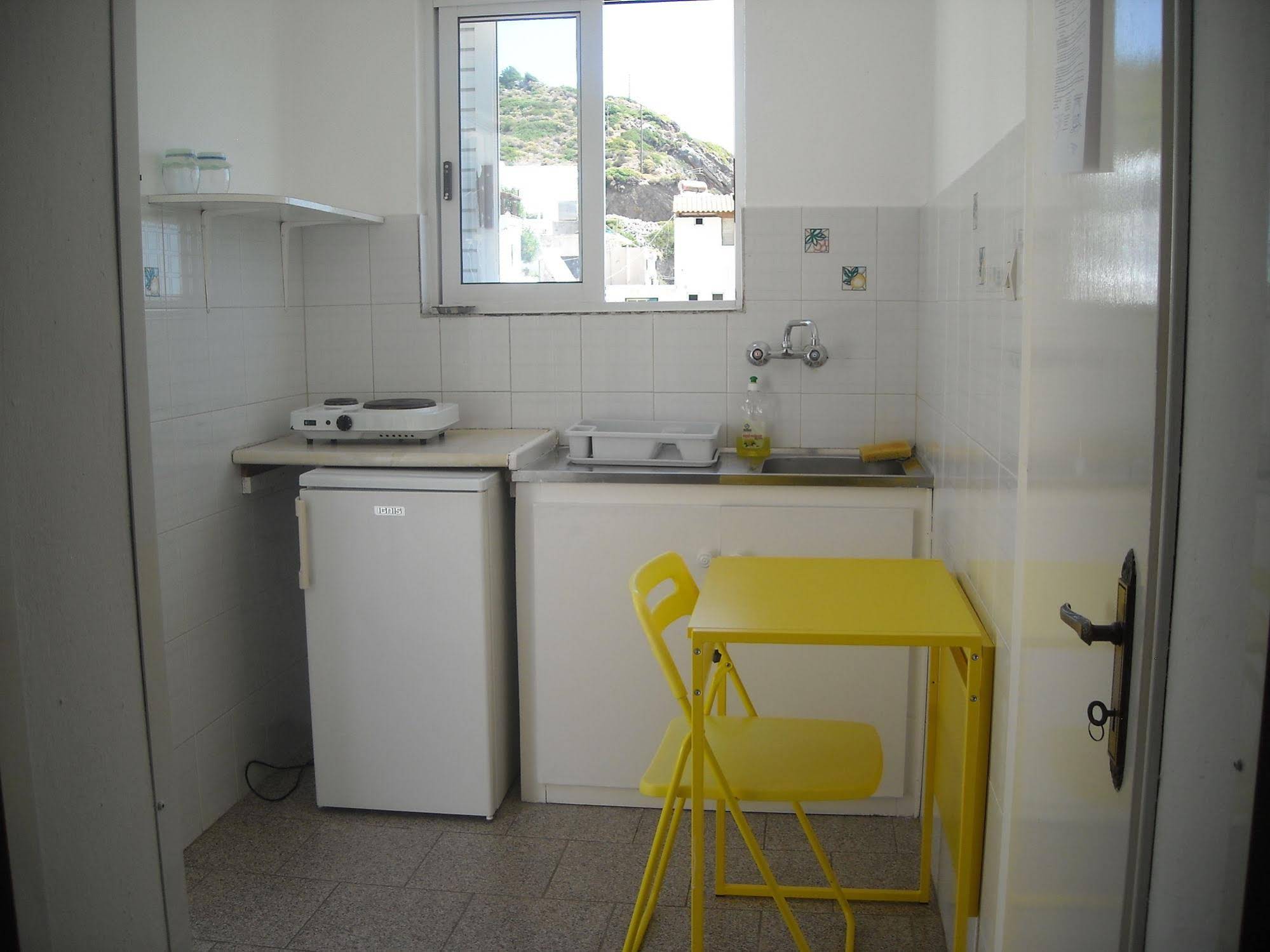 Apostolakis Rooms