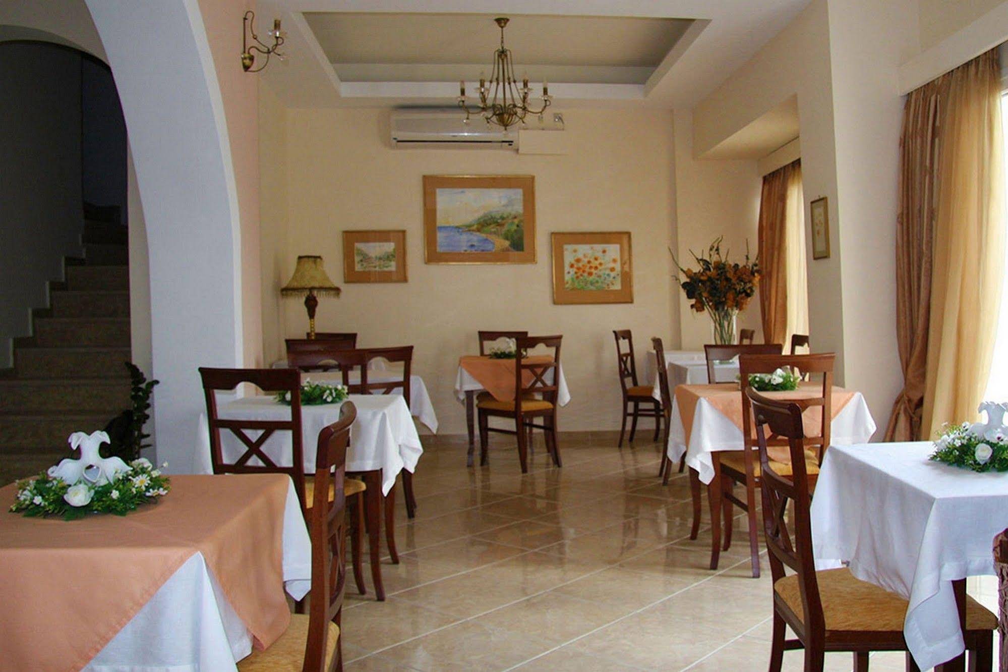 Hotel Nefeli