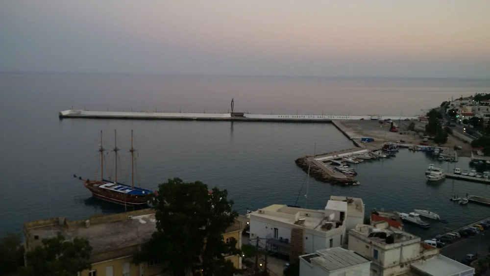 Kastro Hotel