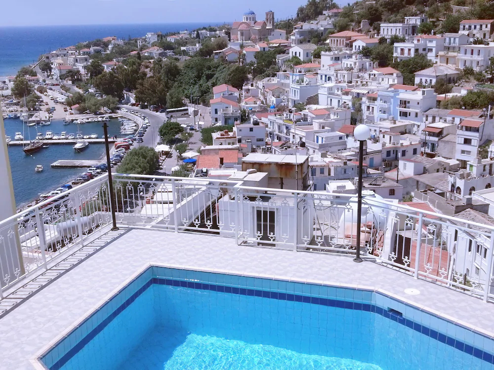 Kastro Hotel