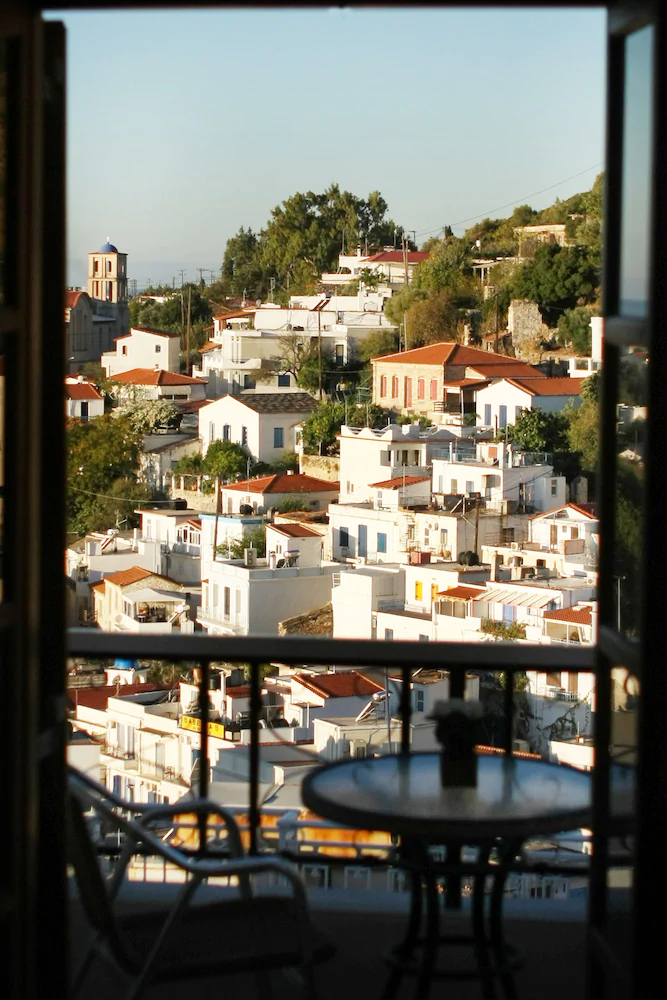Kastro Hotel