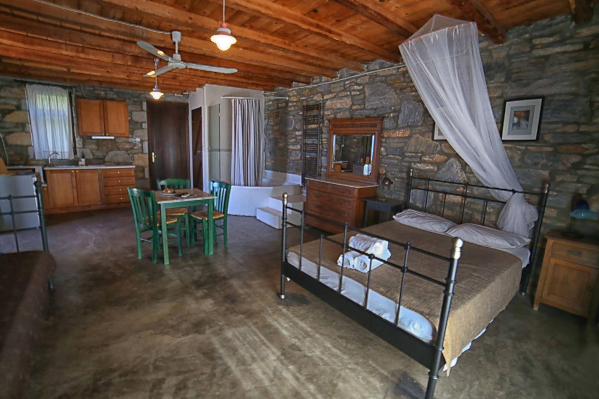 Pyrgos Exclusive Boutique Villas
