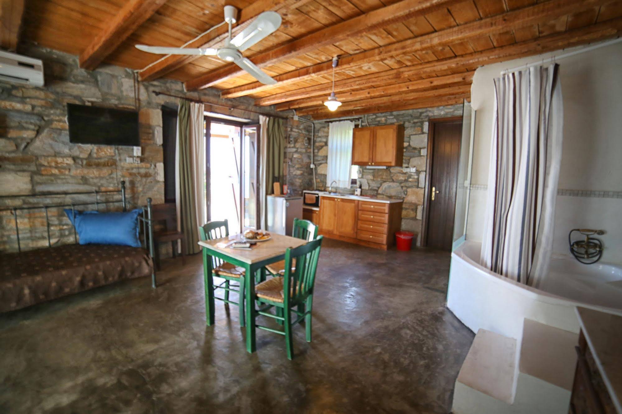 Pyrgos Exclusive Boutique Villas