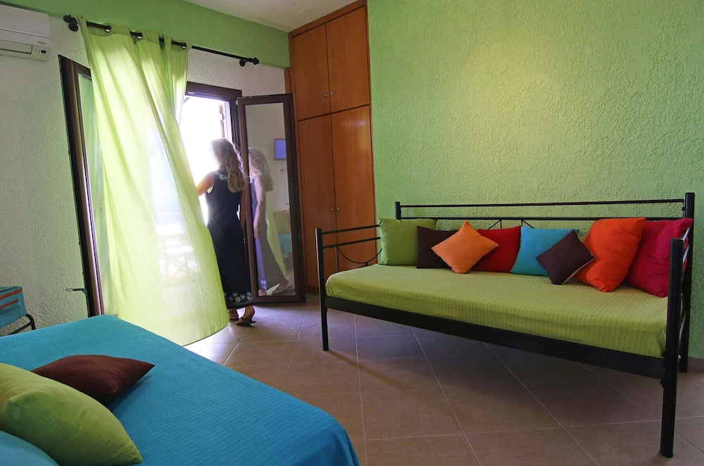 Anemi Apartments