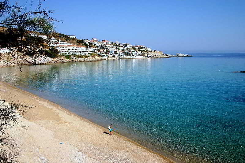 Cavos Bay Hotel
