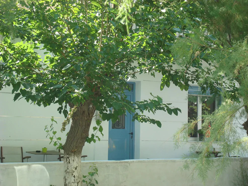 Smaragdi Rooms