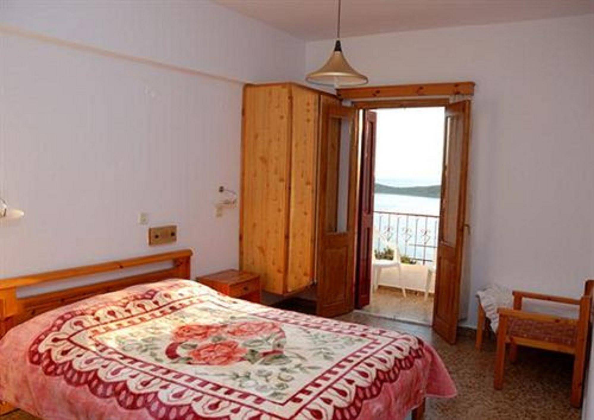 Afroditi Hotel Studios
