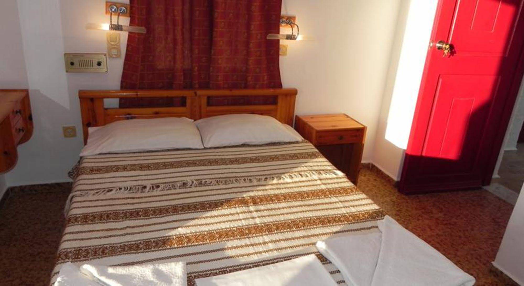 Afroditi Hotel Studios