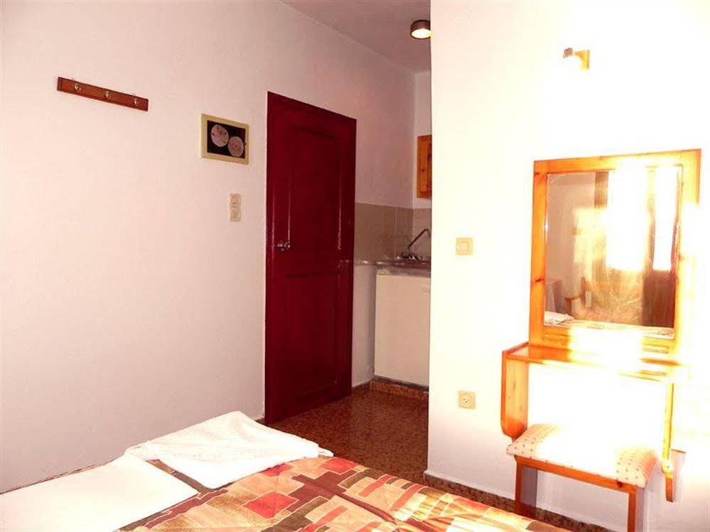 Afroditi Hotel Studios
