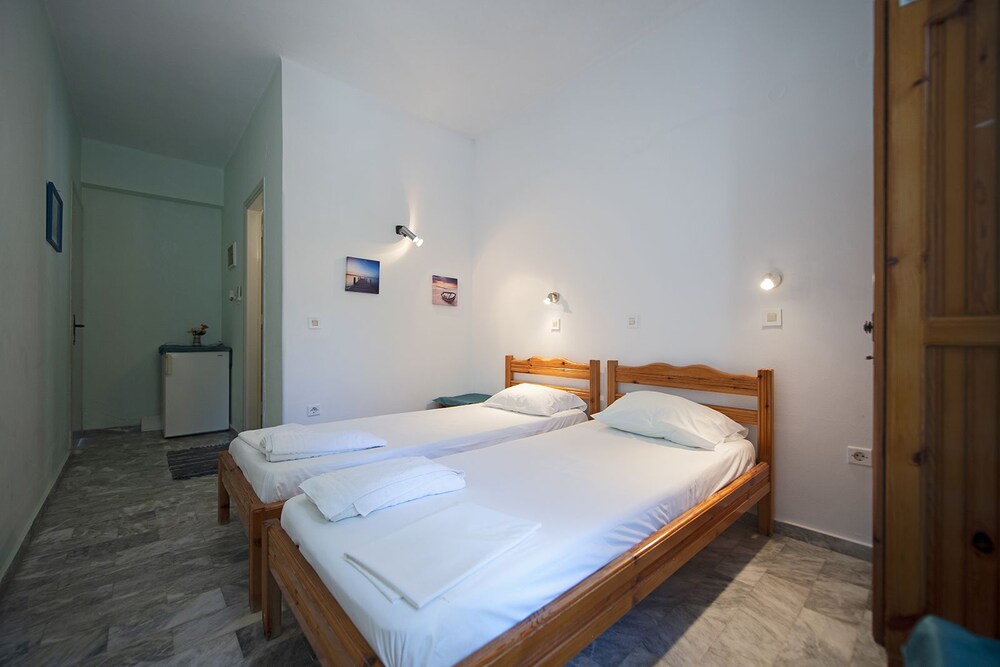 Cleio's Rooms