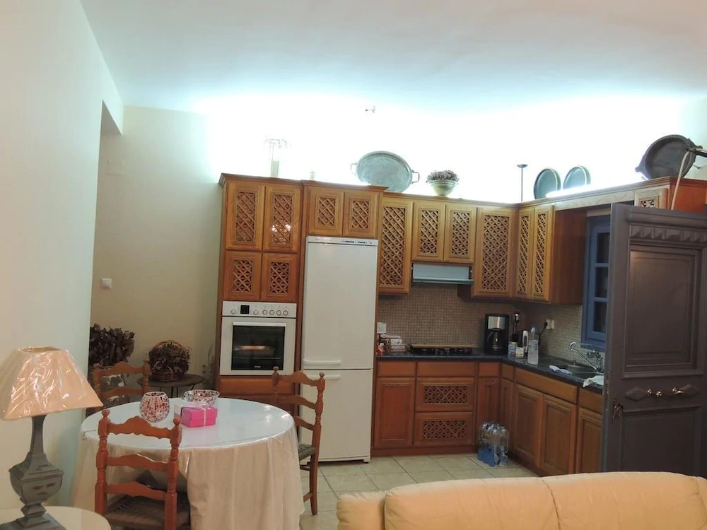Marouso Villa