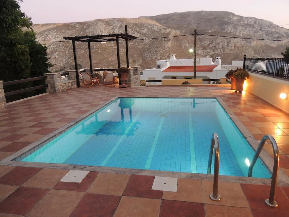 Marouso Villa