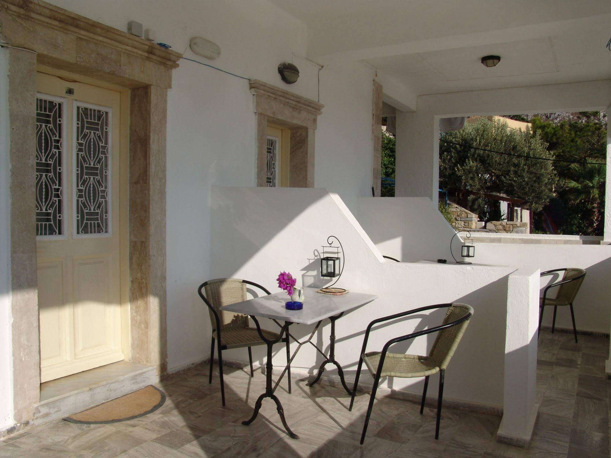 Alkyonis Apartments