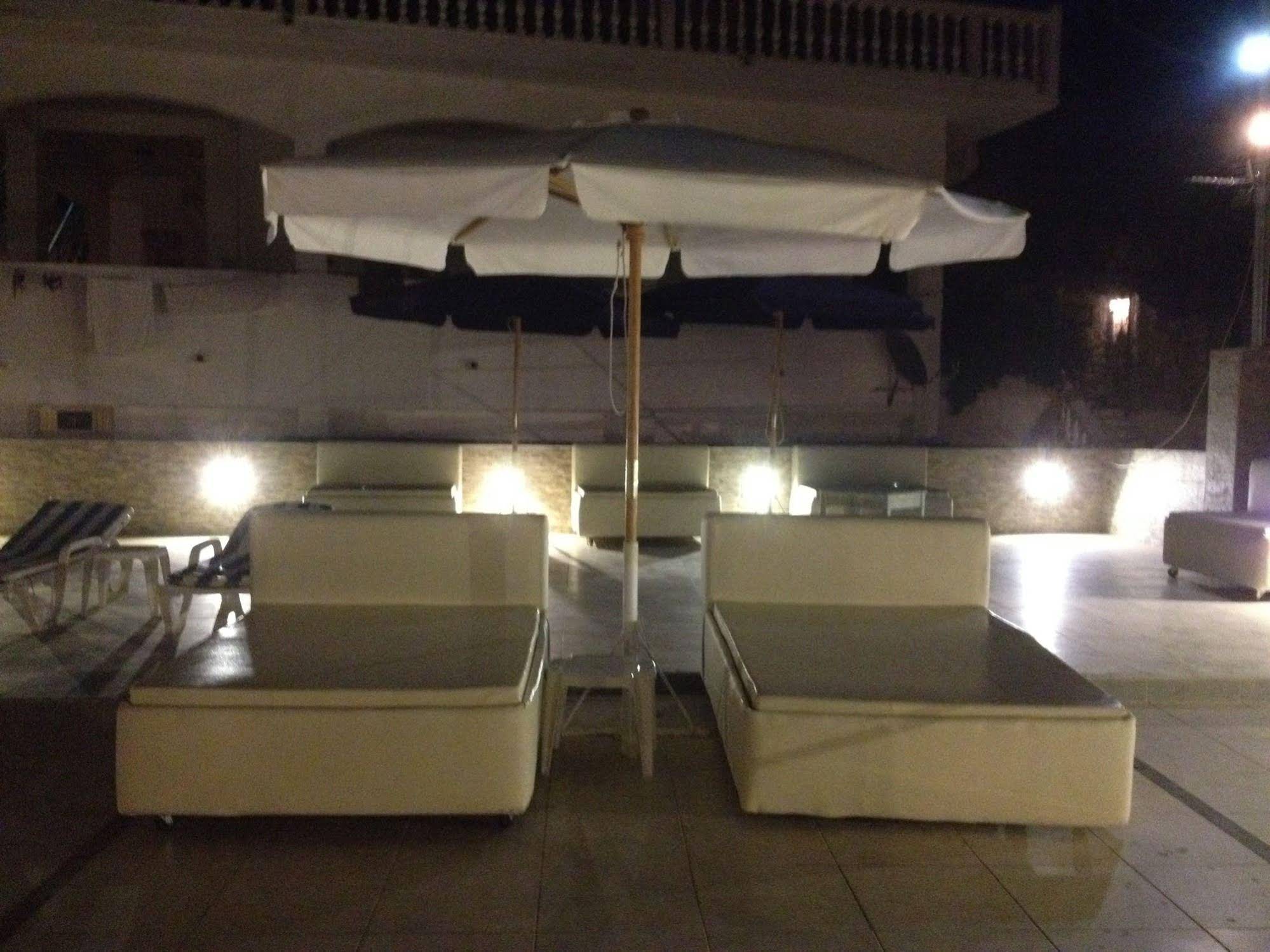 Alkyonis Apartments