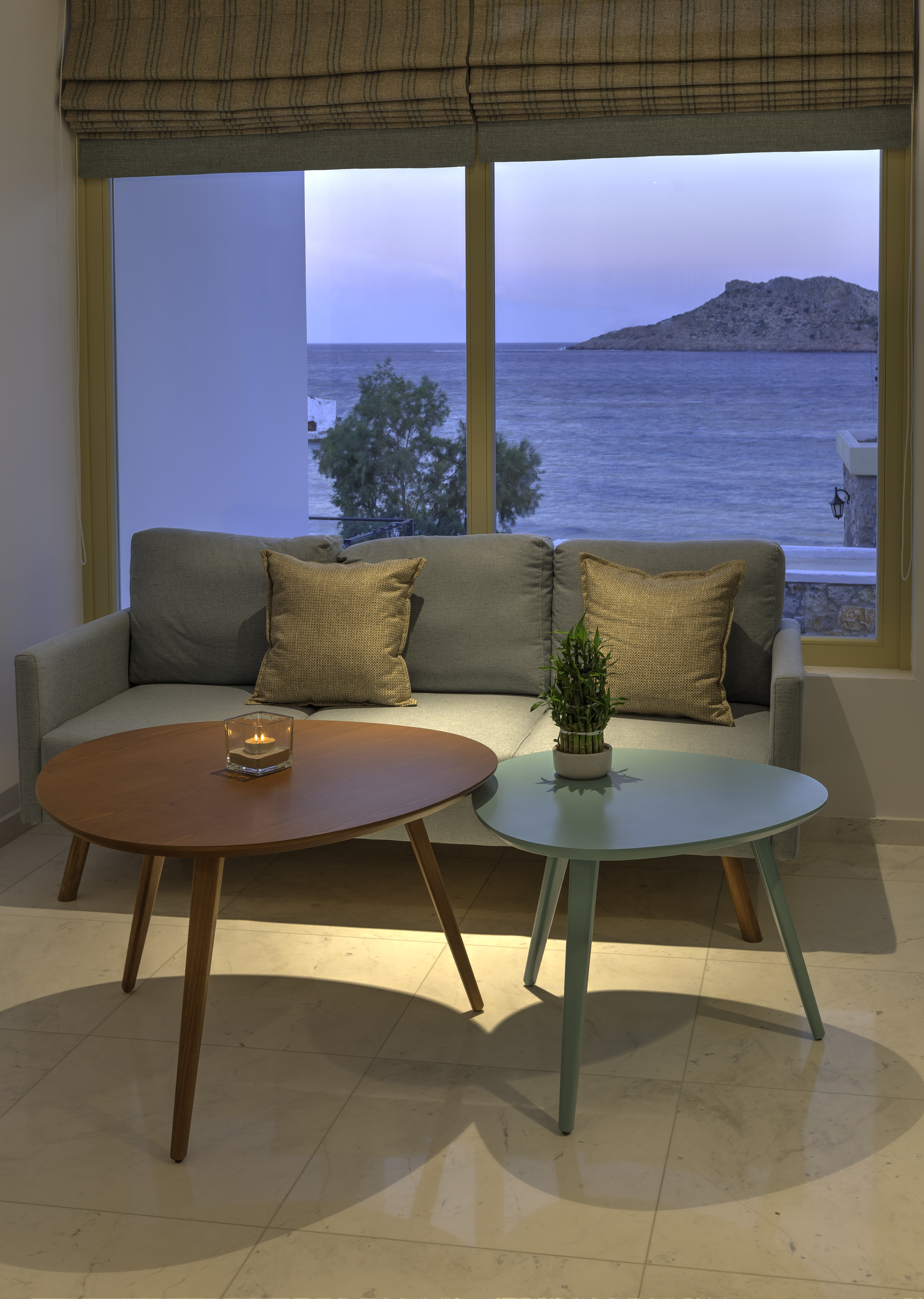 H Hotel Zephyros